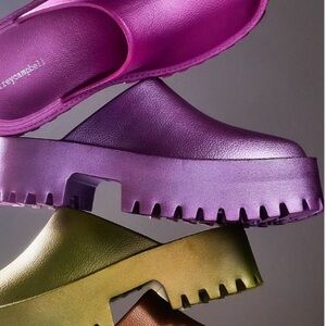 Jeffrey Campbell Pink Platform Clogs Metallic